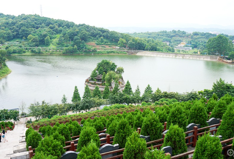 重庆龙居山陵园